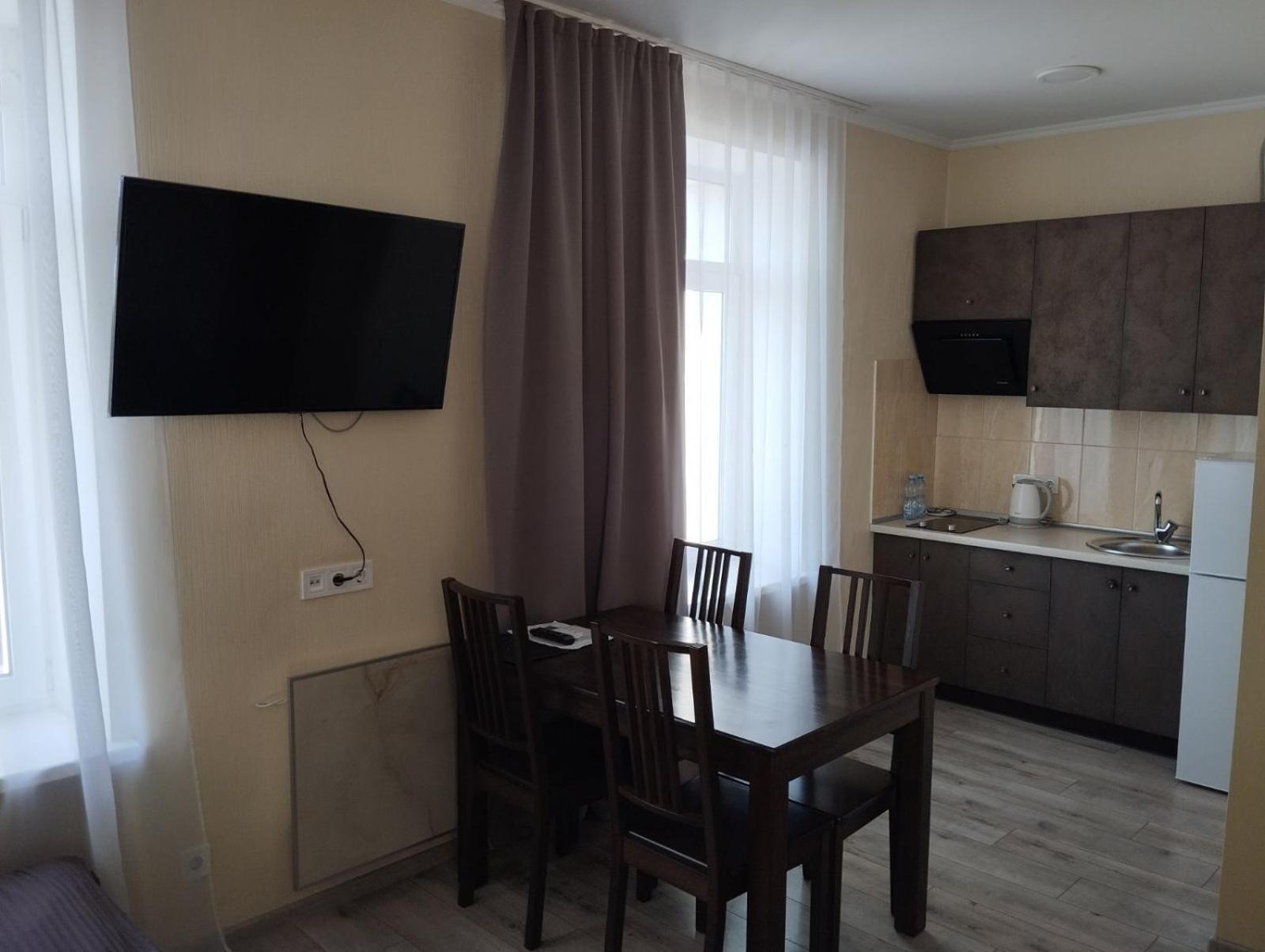 Сity Business Apart Kropyvnyckyj Exteriér fotografie