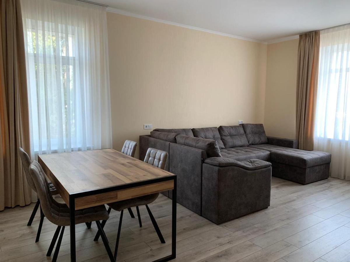 Сity Business Apart Kropyvnyckyj Exteriér fotografie